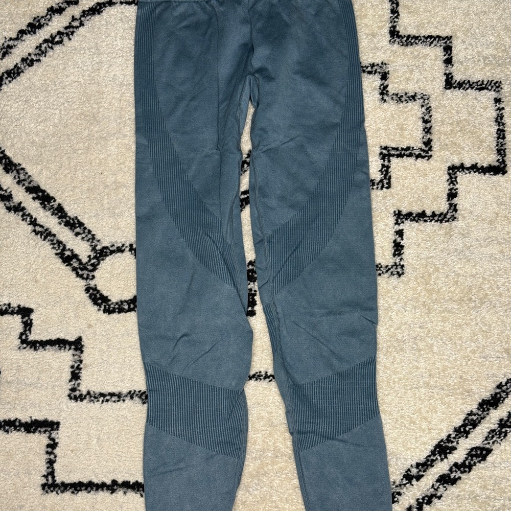 PINK Victoria's Secret Teal Blue Seamless Leggings